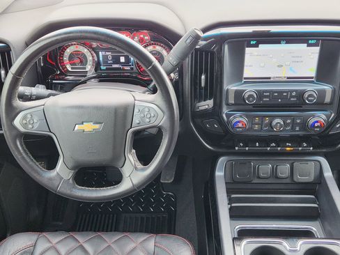 Used 2018 Chevrolet Silverado 1500 LT w/ All Star Edition AWD/4WD image 30