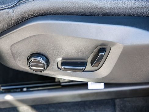 Used 2023 Volvo XC90 T8 Plus image 22