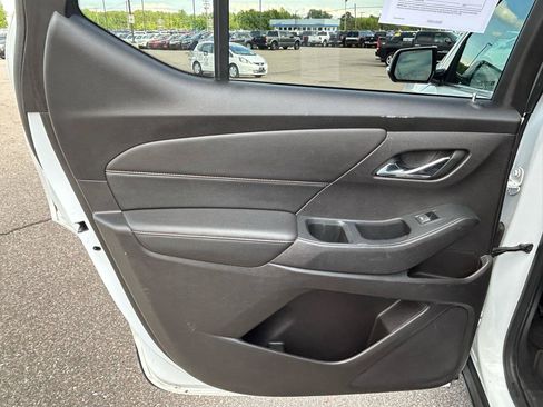 Used 2018 Chevrolet Traverse LT AWD/4WD image 14