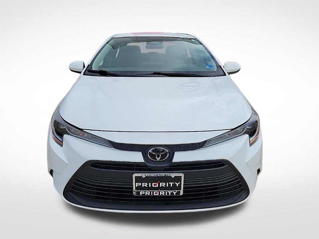Used 2024 Toyota Corolla LE FWD image 7
