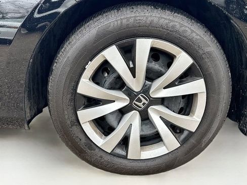 Used 2023 Honda Civic LX image 30