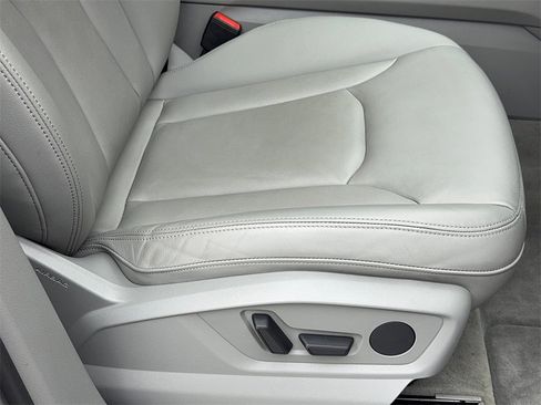 Used 2022 Audi Q7 3.0T Premium image 49