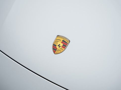 Used 2023 Porsche Taycan image 13