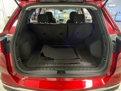 Used 2020 Chevrolet Equinox LT w/ LPO, Floor Liner Package FWD image 29