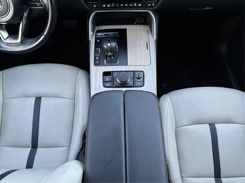 Used 2024 MAZDA CX-90 Plug-In Hybrid w/ Premium Pkg image 16