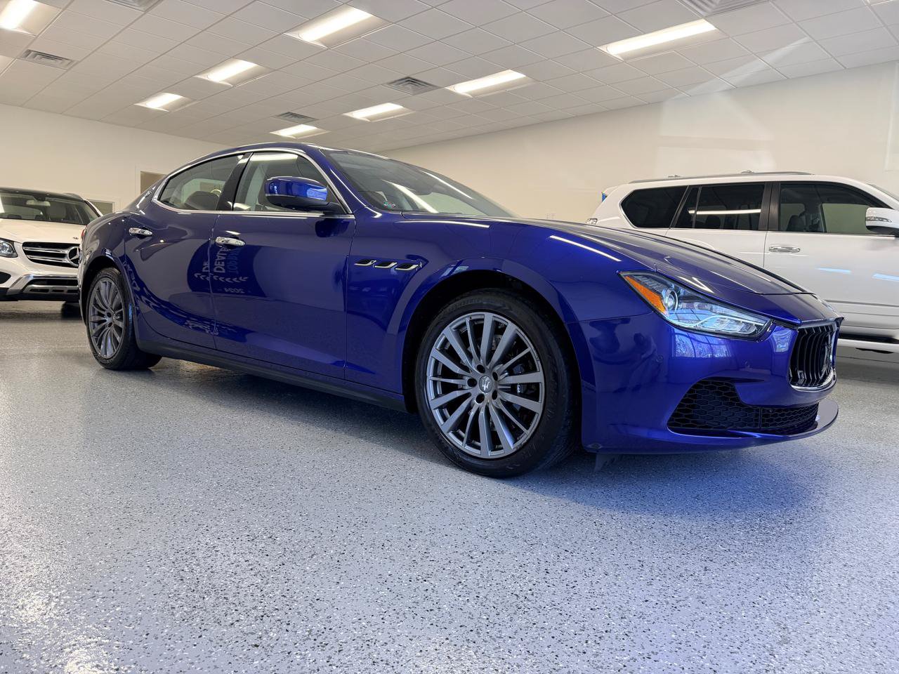 Used 2017 Maserati Ghibli S RWD image 11