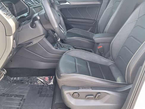 Used 2022 Volkswagen Tiguan SEL R-Line image 11
