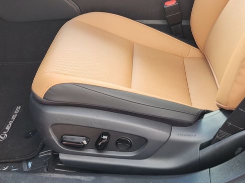 Certified 2025 Lexus ES 350 w/ Premium Package FWD image 23
