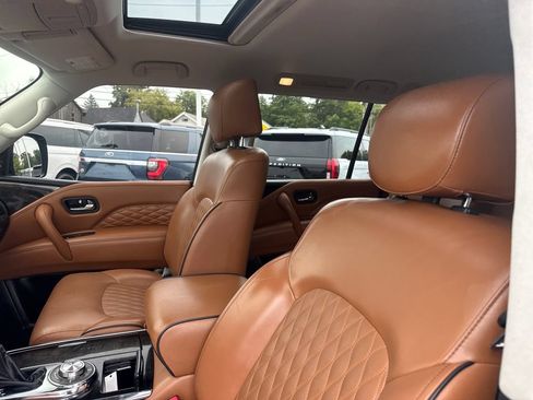 Used 2019 INFINITI QX80 Luxe AWD/4WD image 28