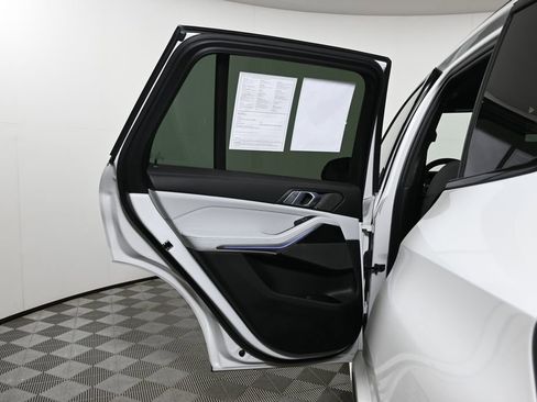 Certified 2024 BMW X5 xDrive40i w/ M Sport Package image 30