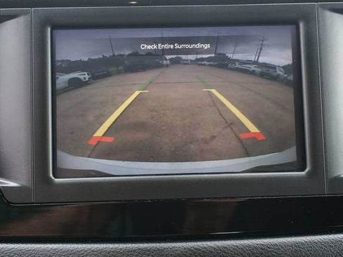 Used 2023 Chrysler Voyager LX FWD image 24