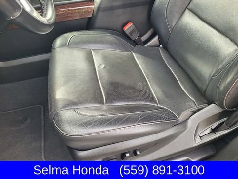 Used 2019 GMC Yukon XL SLT image 12