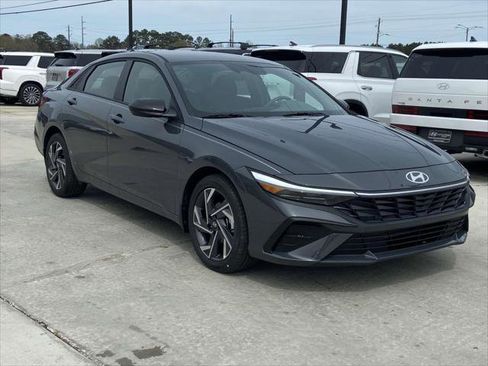 New 2025 Hyundai Elantra Sport image 1