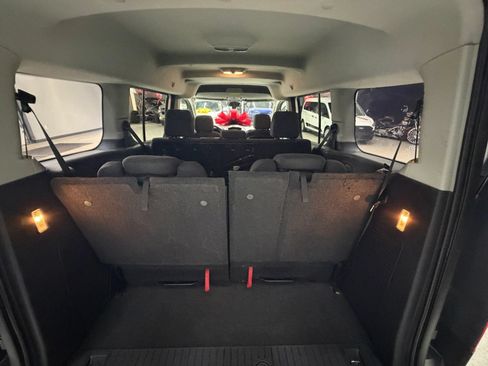 Used 2018 Ford Transit Connect XL FWD image 21