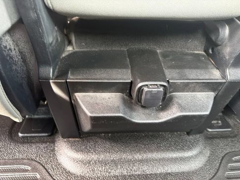 Used 2021 Ford F250 XL w/ Power Equipment Group AWD/4WD image 30