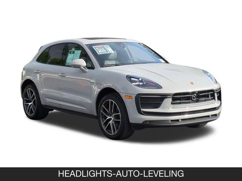 Used 2024 Porsche Macan AWD/4WD image 2