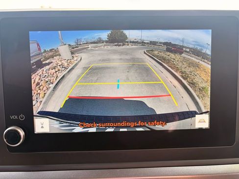 Used 2025 Toyota 4Runner SR5 AWD/4WD image 18