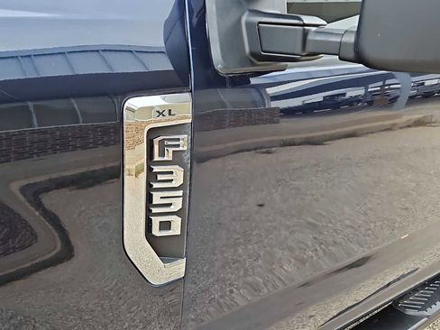 Used 2022 Ford F350 XL image 11