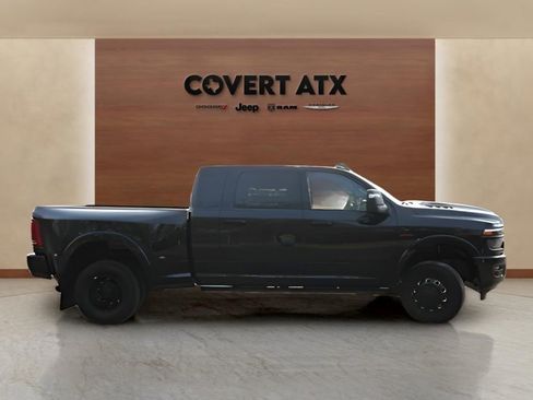 Used 2025 RAM 3500 Limited AWD/4WD image 6