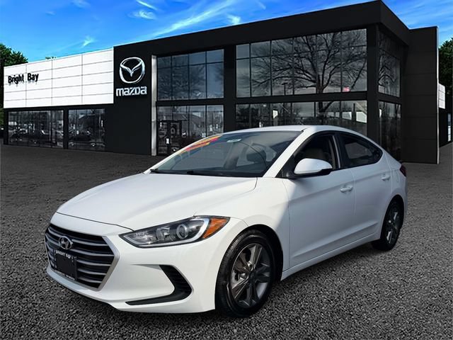 Used 2017 Hyundai Elantra SE FWD image 2
