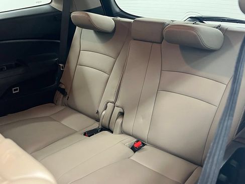 Used 2019 Honda Pilot EX-L image 11