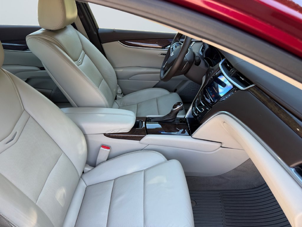 Used 2016 Cadillac XTS Luxury w/ Driver Awareness Package FWD image 15