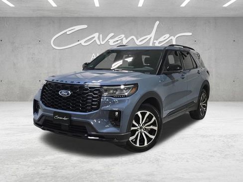 Used 2025 Ford Explorer ST-Line AWD/4WD image 1
