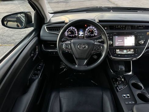 Used 2016 Toyota Avalon Limited FWD image 37