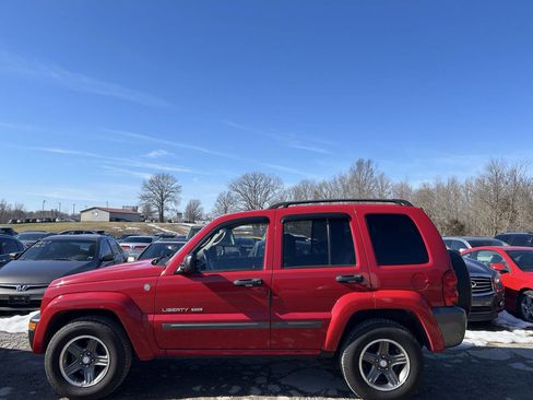 Used 2004 Jeep Liberty Sport w/ PWR Convenience Group image 3