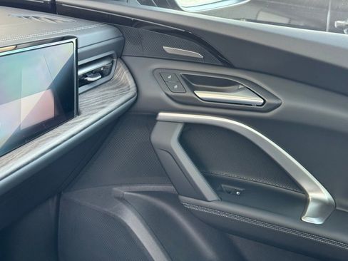 New 2025 Audi Q5 Prestige image 36