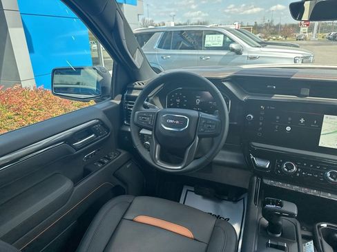 New 2026 GMC Sierra 1500 AT4 w/ AT4 Premium Package image 14