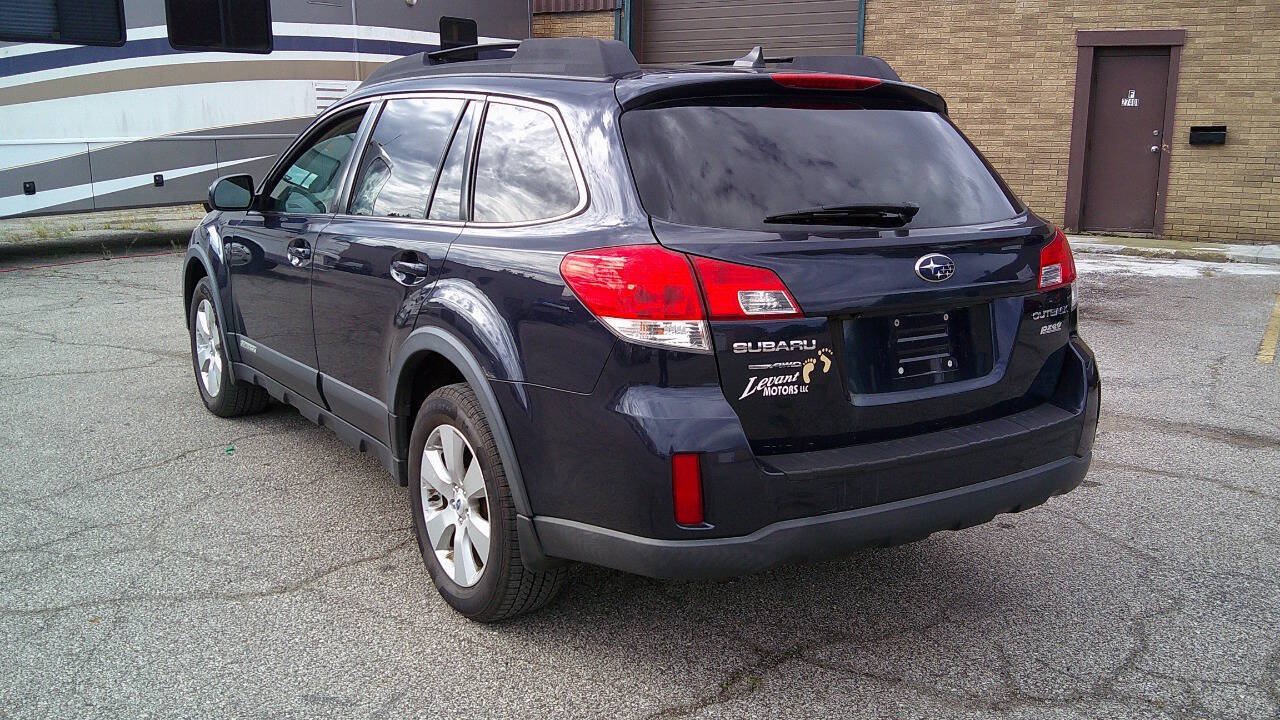 Used 2012 Subaru Outback 2.5i Limited w/ Moonroof Pkg AWD/4WD image 7