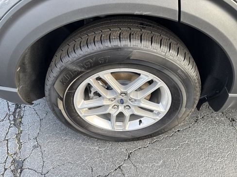 New 2026 Ford Explorer Active w/ Active Comfort Package image 17