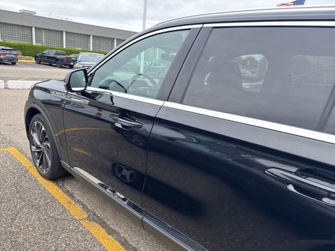 Used 2020 Lincoln Aviator Reserve w/ Equipment Group 202A AWD/4WD image 15