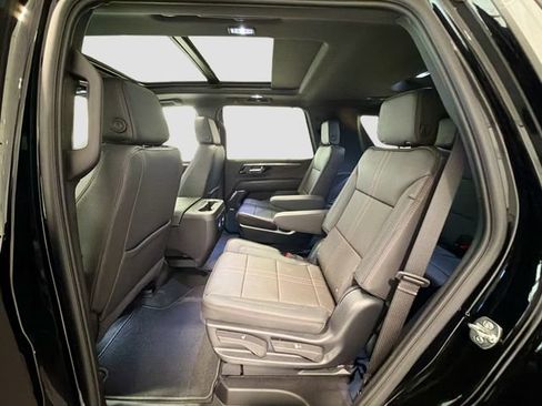 New 2026 Chevrolet Tahoe High Country AWD/4WD image 23