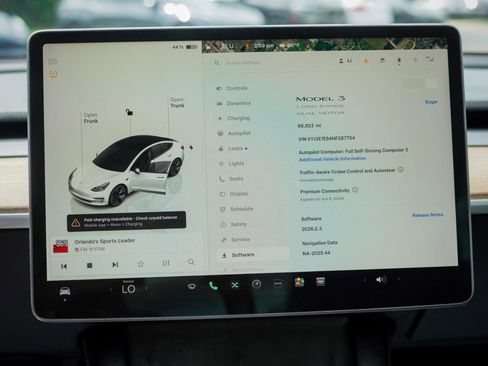 Used 2022 Tesla Model 3 Long Range AWD/4WD image 12