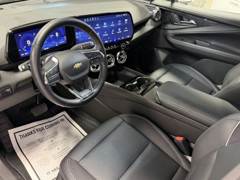 Used 2024 Chevrolet Blazer EV LT AWD/4WD image 4