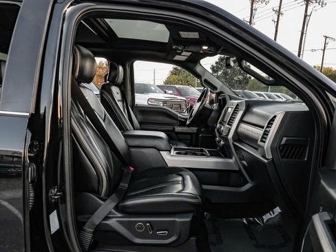 Used 2020 Ford F250 Platinum w/ FX4 Off-Road Package image 37