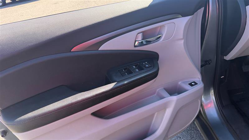 Used 2017 Honda Ridgeline RTL-T image 28