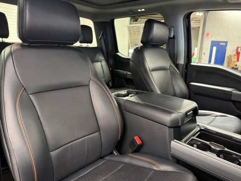 Certified 2025 Ford F350 Lariat w/ Tremor Off-Road Package AWD/4WD image 9