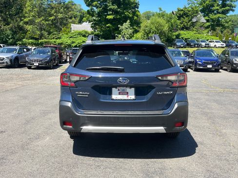 Used 2023 Subaru Outback Premium AWD/4WD image 5