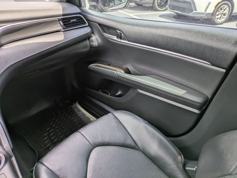 Used 2024 Toyota Camry XSE FWD image 13