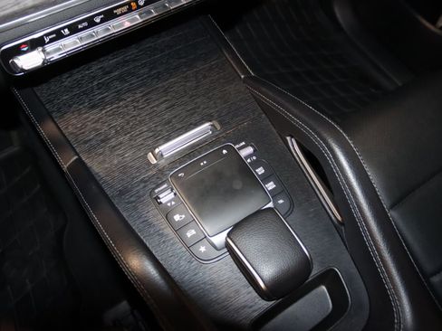 Used 2022 Mercedes-Benz GLE 450 4MATIC image 52