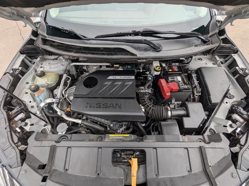 Used 2022 Nissan Rogue SL image 29