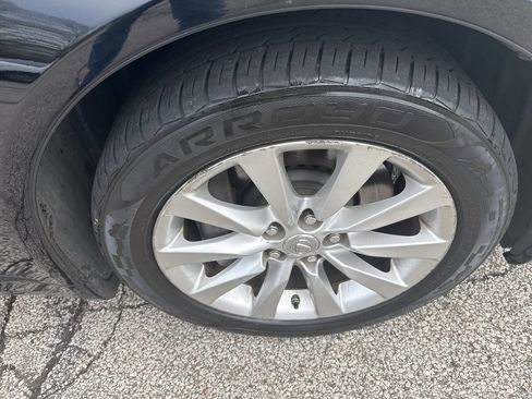 Used 2011 Lexus LS 460 AWD w/ Comfort Pkg image 35