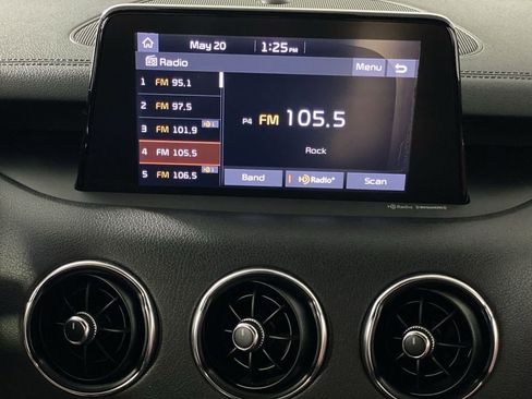 Used 2021 Kia Stinger GT-Line w/ Sun & Sound Package RWD image 18
