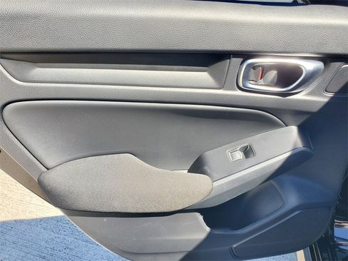 Used 2022 Honda Civic Sport image 13