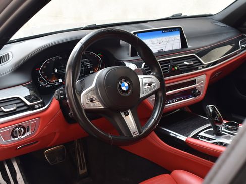 Used 2021 BMW 750i xDrive w/ Executive Package image 20