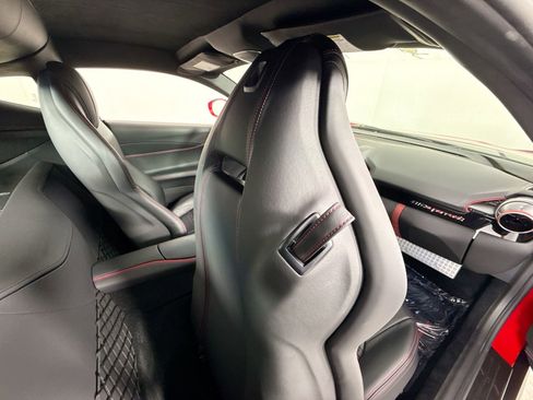 Certified 2020 Ferrari 812 Superfast Base image 22