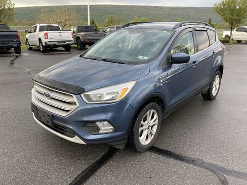 Used 2018 Ford Escape SE AWD/4WD image 3